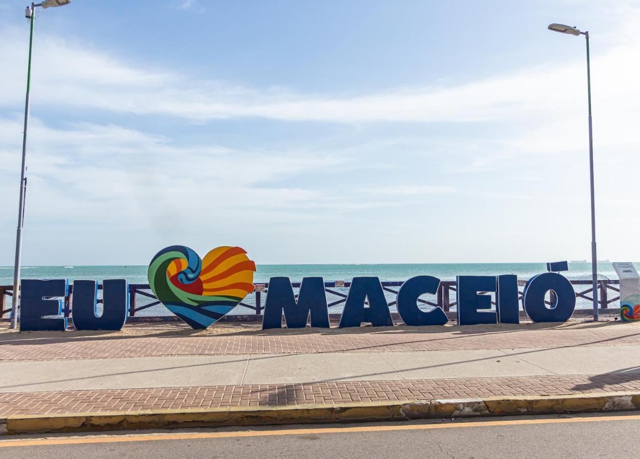 Duplex De Alto Padrao Na Praia De Pajucara Масейо Экстерьер фото